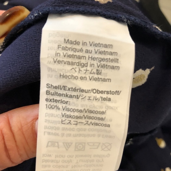 Madewell flowered dress with back accent buttons - Picture 7 of 11